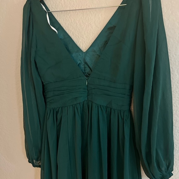 NWOT Enchant My Love Emerald Green V-Neck Long Sleeve Maxi Dress - Picture 5 of 7